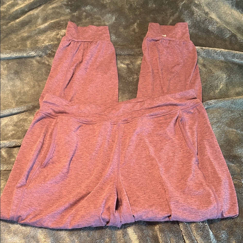 Sweaty Betty Plum Lounge Pants joggers size large